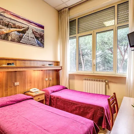 호텔 Domus Urbis 2*